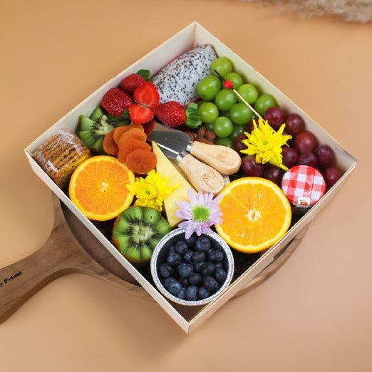 Signature Cheese Fruit Platter (Available in S, M & L size)