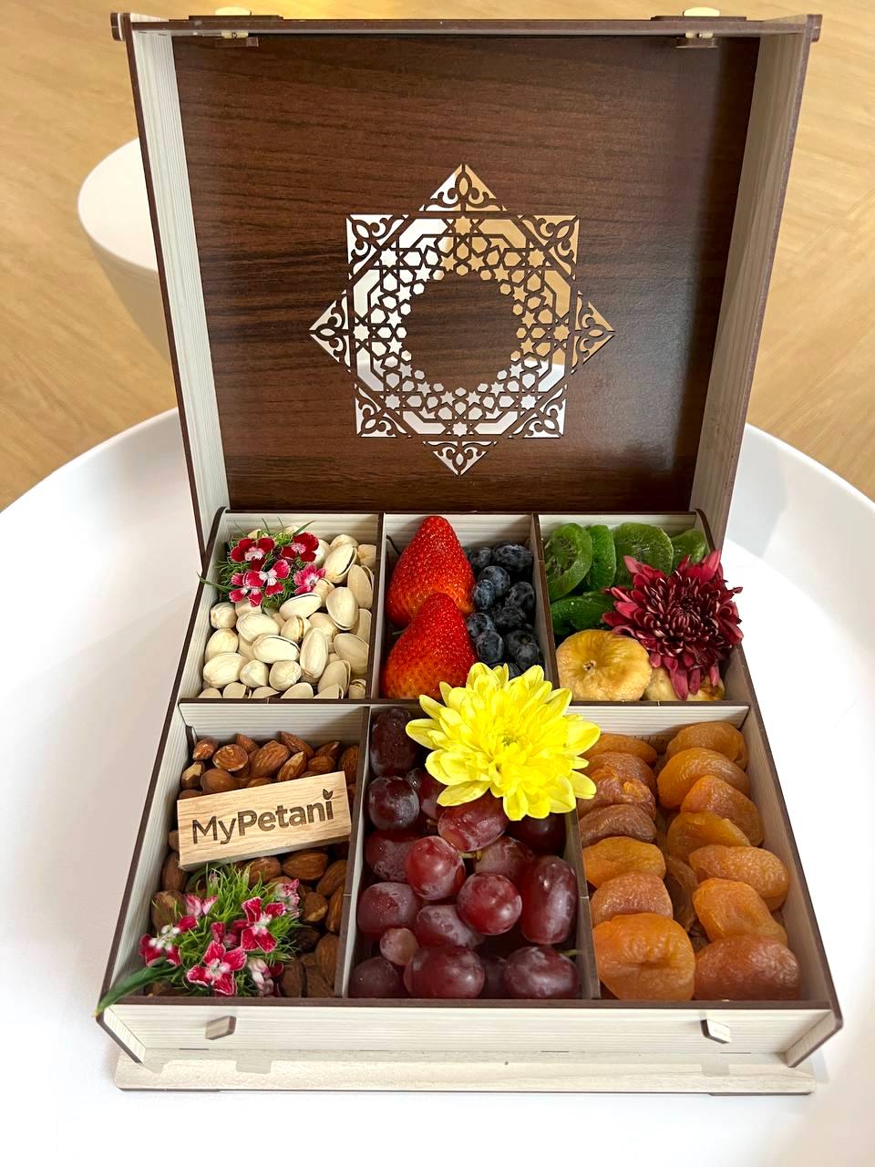 Aidiladha Gift Box (Ltd Edn)
