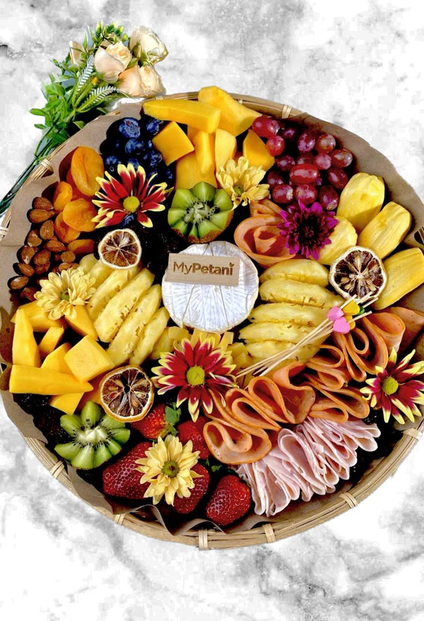 Petronas Cheese, Fruits & Cold Cuts Board (Available in Selangor & KL)