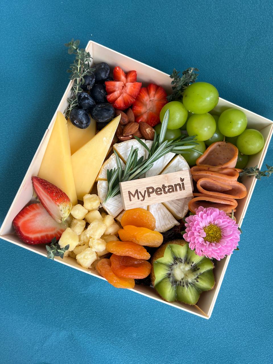 Paris Cheese Fruit Platter