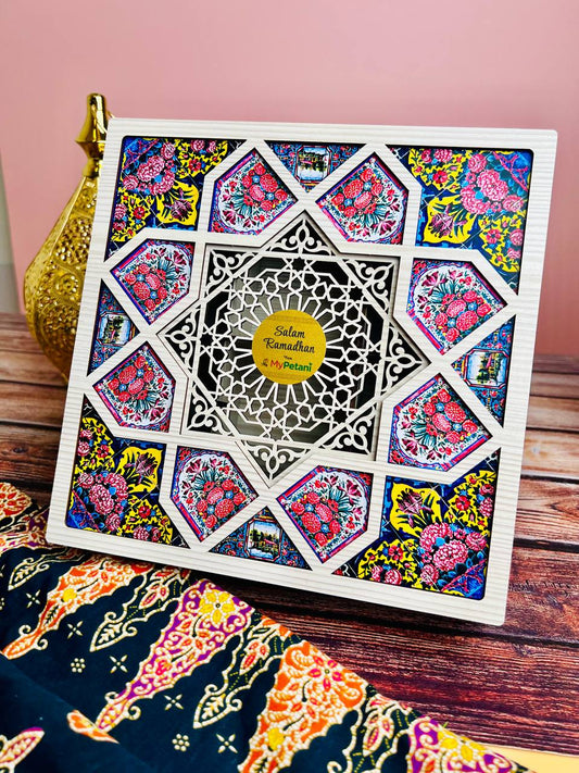 Ramadan 2024: Riyad Kareem Gift Box (Pink Only)