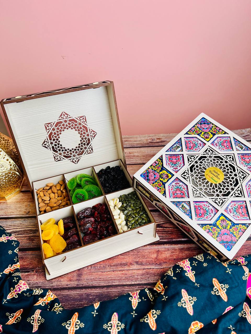 Riyad Kareem Gift Box (Pink Only)