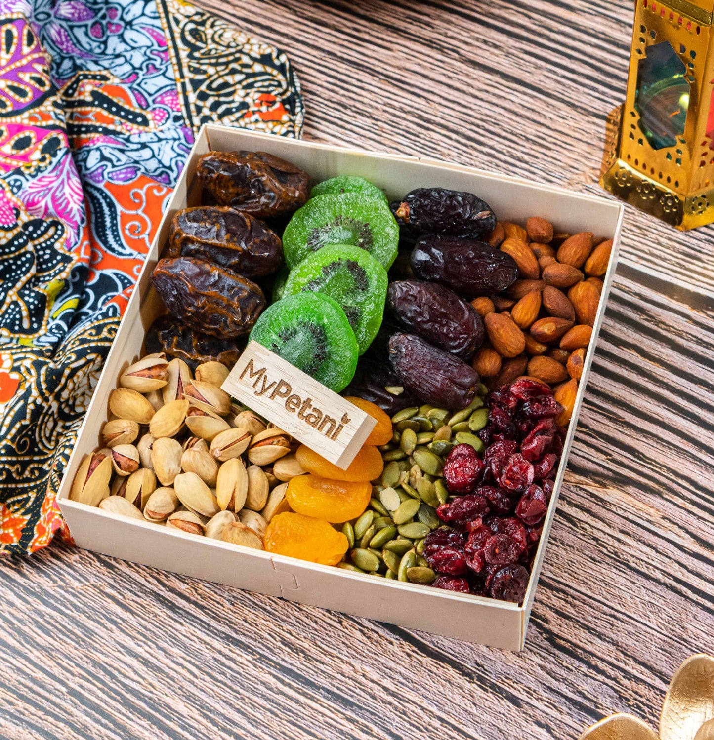 Ramadan 2023: Yameena Gift Box
