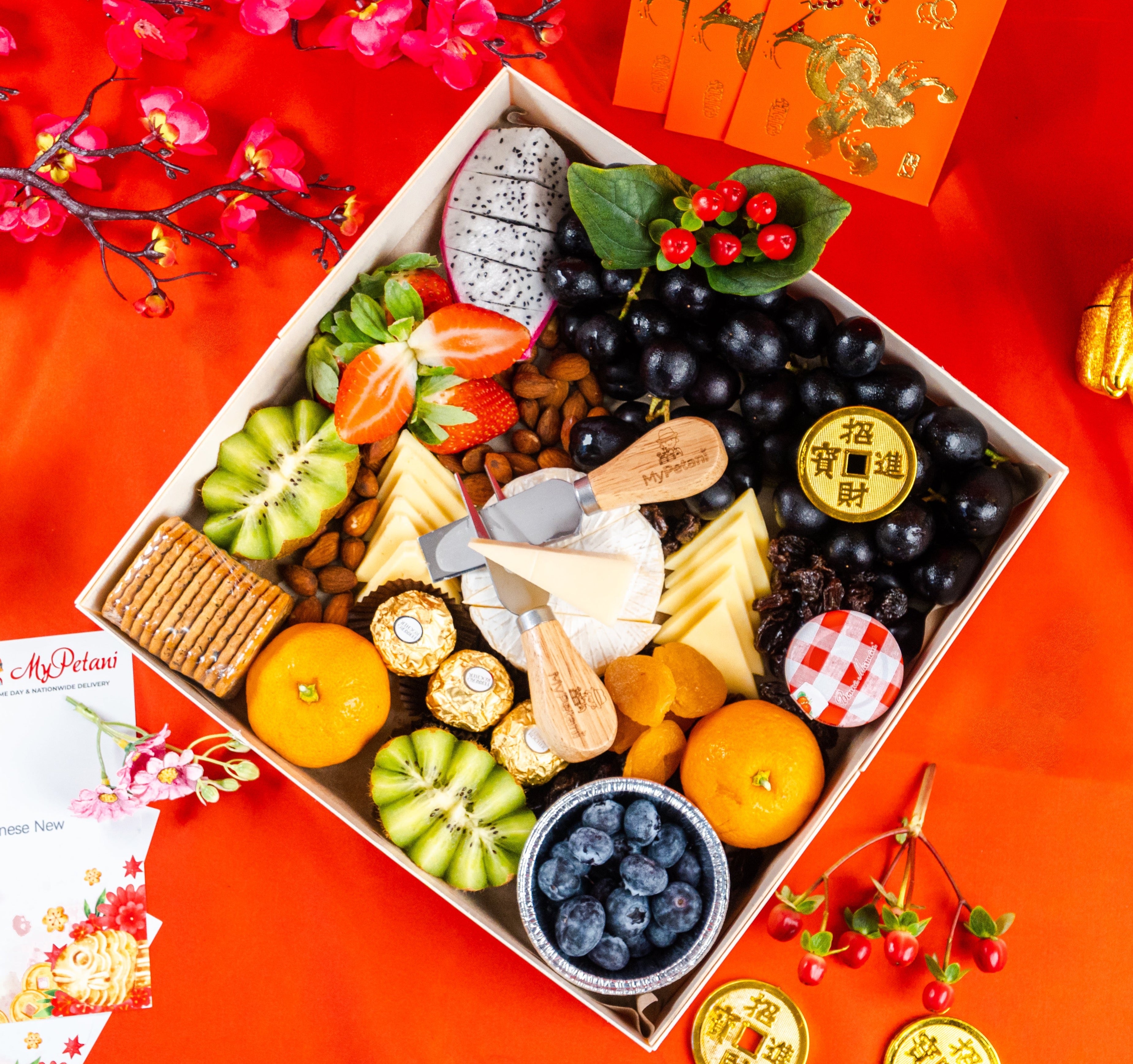 CNY 2025: Gold Super Cheese Fruit Platter (3 types of Cheese)