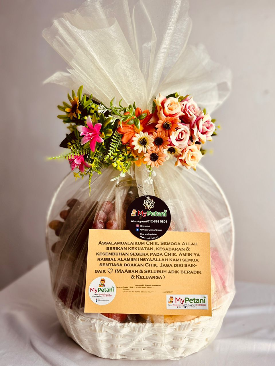 Luxurious Lilit Flowers & Fruit Basket Z