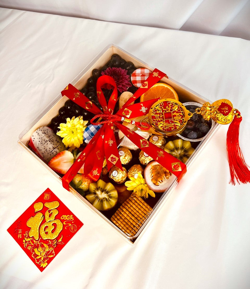 CNY 2025: Gold Fruit Platter