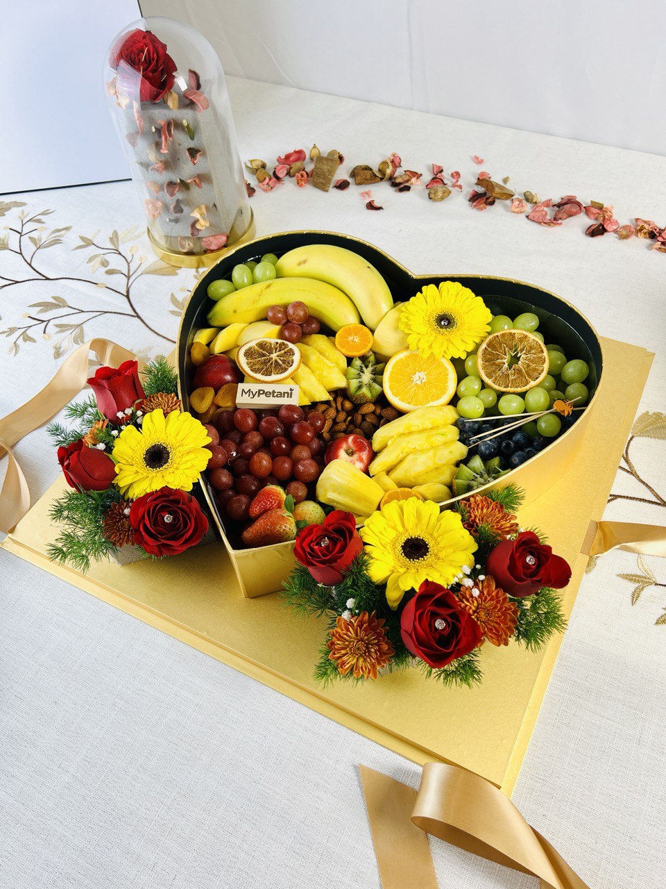 Majestic Fruits & Flowers Gift Box