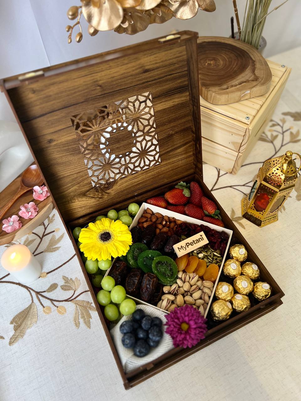 Ramadan Gift Box With Zamzam, Individually Wrapped Ramadan Chocolates,  Honey & Ramadan Kareem Card Ramadan Box Eid Box Ramadan Gift - Etsy India