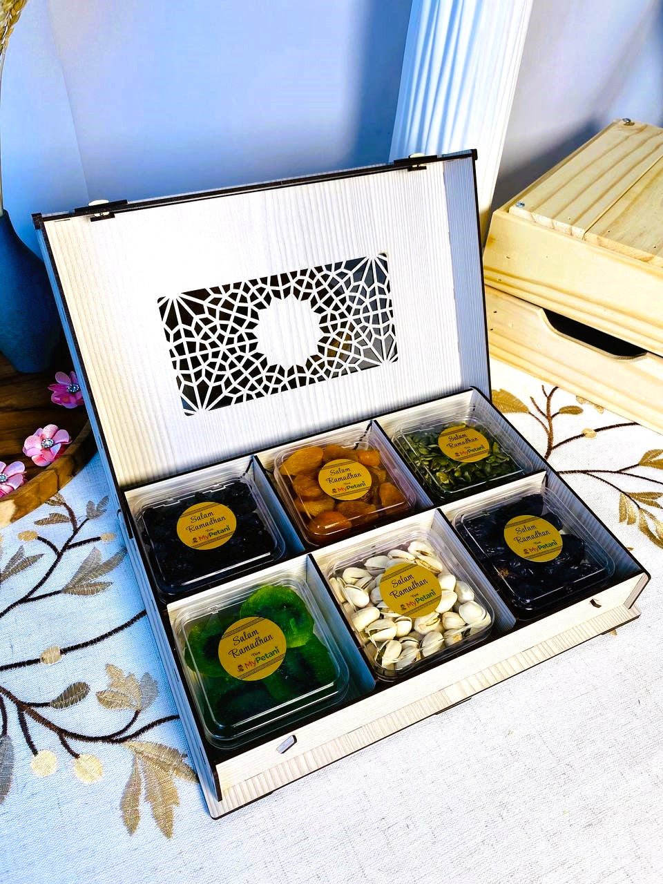 Ayyub Gift Box